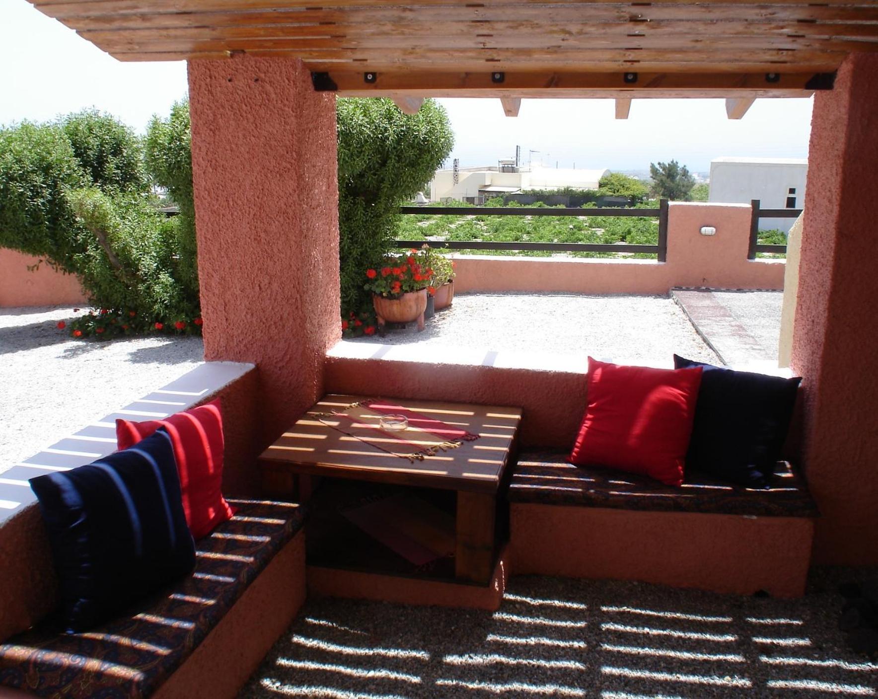 Abelonas Village Megalochori  Room photo